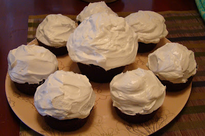 Club Bakery Birthday Cakes on The Cupcakes Were Made Using A Kinnikinnick Chocolate Cake Mix   The