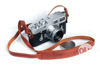 Camera strap dari bahan kulit asli