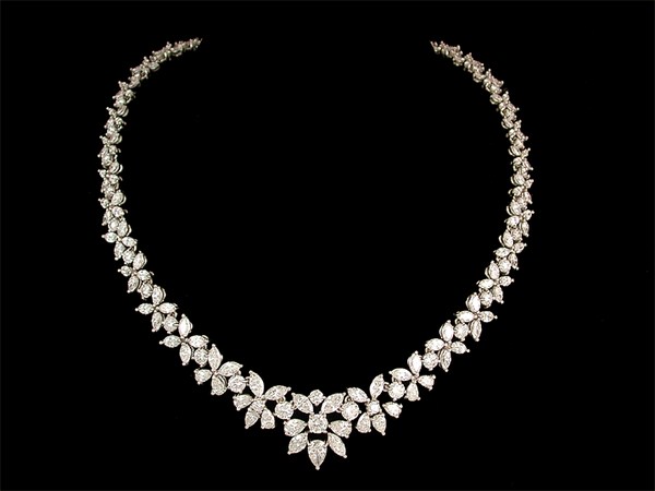 Stunning White Diamond Necklaces For Women