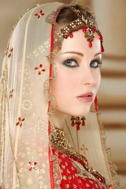 Indian Bridal With Makeup and Heavy Jewelry