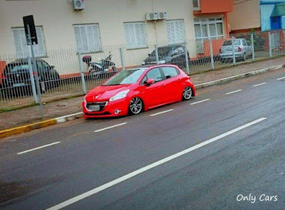 Peugeot 208 Rebaixado Aro 17"