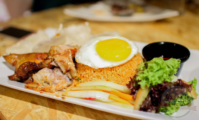 Menu Owlery Cafe - Owlery Sambal Fried Rice