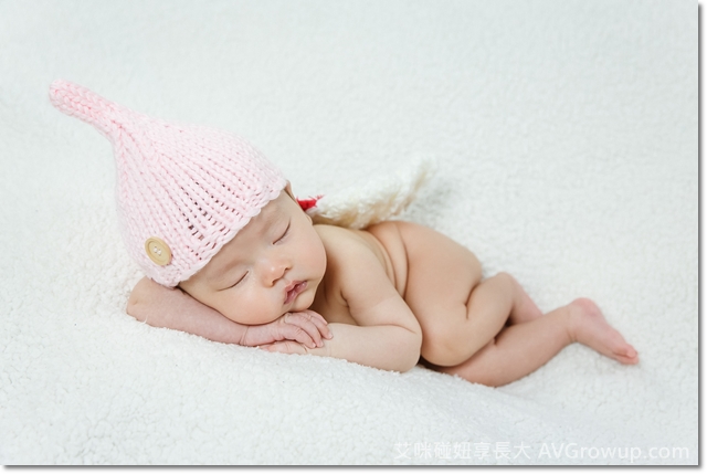 新生兒寫真-寶寶寫真-小幸福攝影-寶寶寫真服裝道具-板橋土城寶寶寫真-天使翅膀