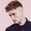 Top Hair Style of men for Short Hairs