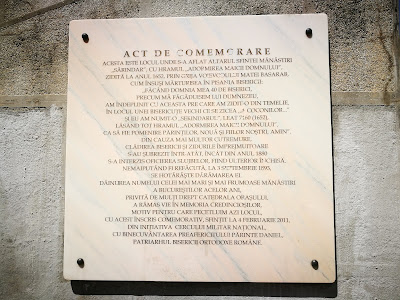 A plaque at the Romanian Military Club, Bucharest, near Sărindar Fountain