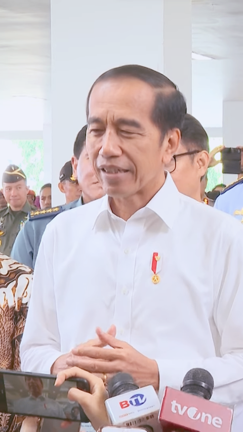 Jokowi Dijadwalkan Akan Melanti Menkopolhukam dan Menteri ATR/BPN Besok