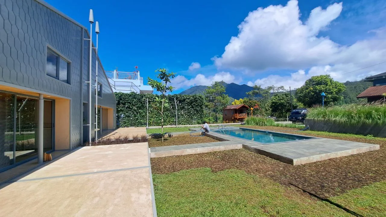 VC(2) Villa Cannary Private Pool Lembang Bandung