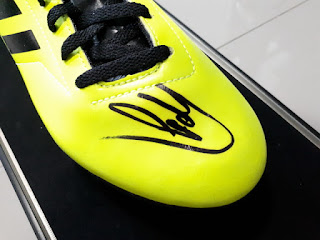 Sepatu Bola Tanda Tangan Kevin De Bruyne KDB001 New Dengan Kotak Kaca Mewah