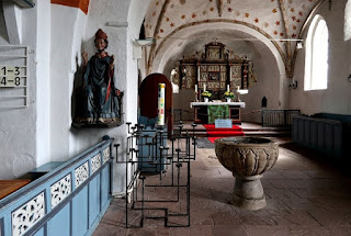 Altarraum der St.-Nicolai-Kirche in Wyk-Boldixum auf Föhr ...