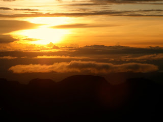 Lever du soleil au sommet du Cerro Chirripó