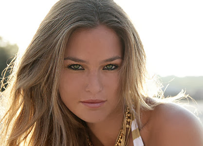 Bar Refaeli Wallpaper Collection