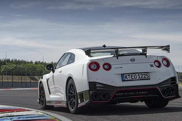 Nissan GT-R Nismo 2020