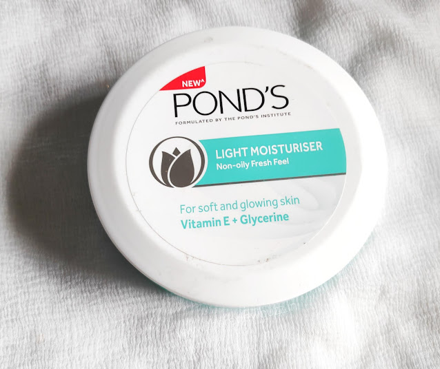 Ponds Light Moisturiser Review