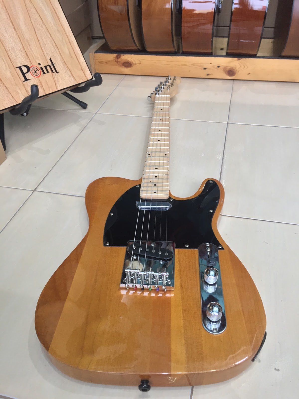 Gitar Electric Fender Tellecaster Custom Free Kabel + TAs 
