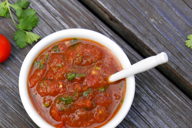  With exactly a few unproblematic ingredients together with a few whirls inward a blender or nutrient processor Easy Restaurant-Style Salsa