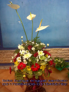 rangkaian bunga meja ( bouquet bunga meja )