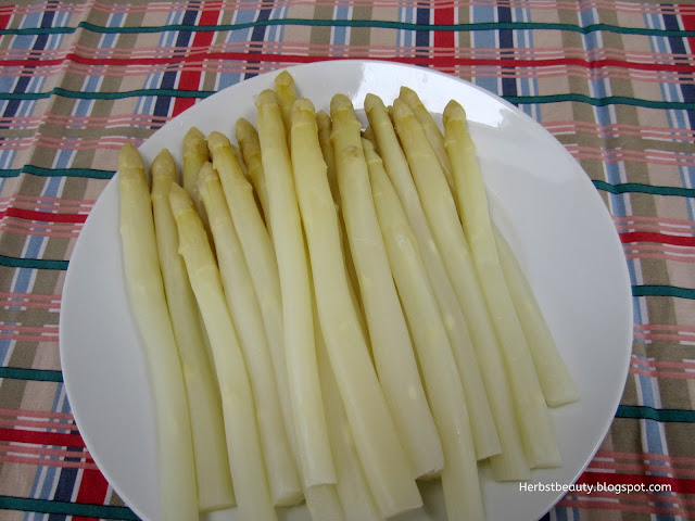 weisser Spargel