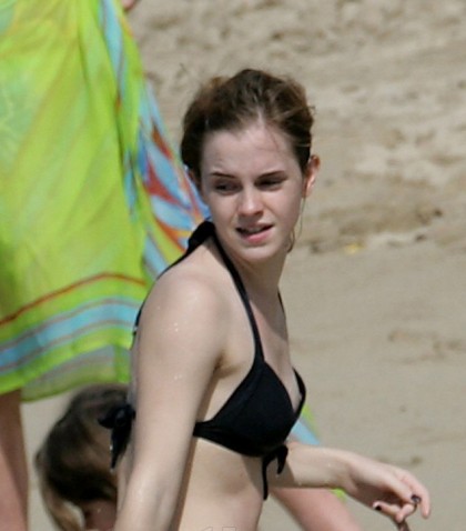 Emma Watson had a wardrobe malfunction Not too much of her small nipple to