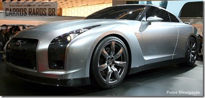 800px-Nissan_GT-R_2005_TMS_1[1]