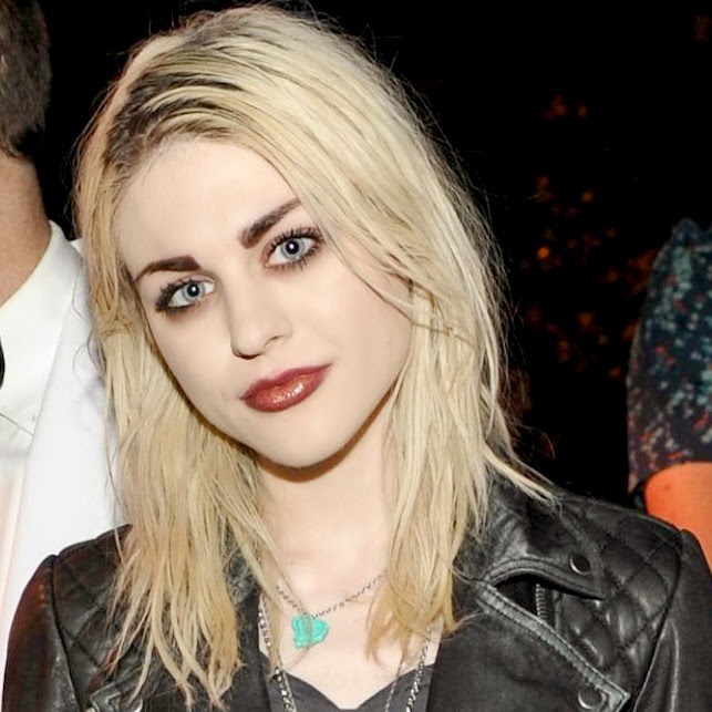 Frances Bean Cobain.