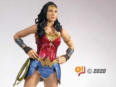 Figuarts Wonder Woman 84 action figure with hands on hips