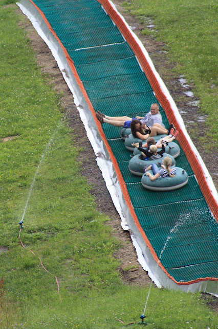 water splashing while tubing