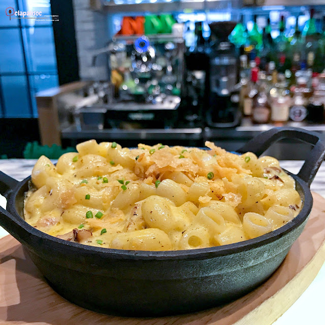 Truffle Mac and Cheese from Grind Bistro