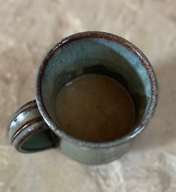 apple latte in mug