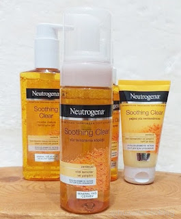 Neutrogena Soothing Clear Yüz Temizleme Köpüğü