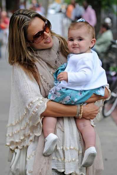 Alessandra Ambrosio and Jamie Mazur's kid Anja