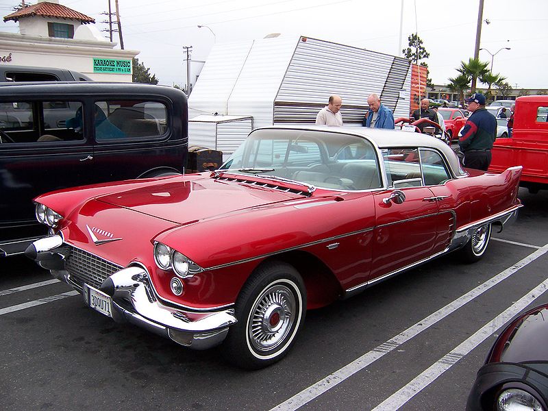 Cadillac Eldorado 1957 Stainless Steel Sunroof Posted by David at 847 PM