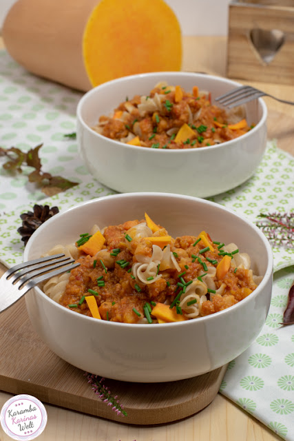 Rezept für Kürbis-Bolognese mit Bratwurst und Kichererbsen