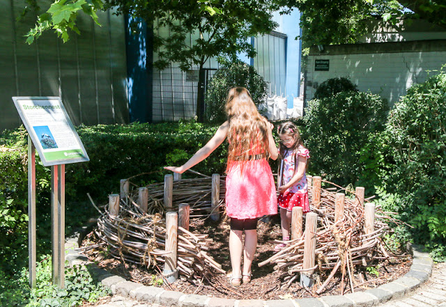 Storchennest Nachbau im Luisenpark Mannheim