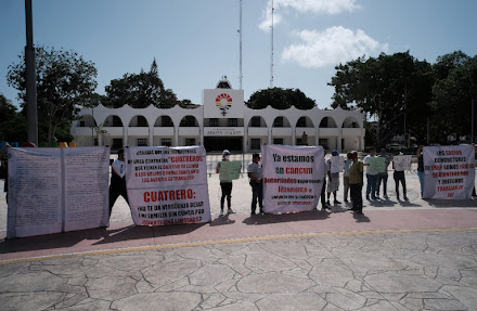 Manifestación de Ubers: Piden paro de agresiones de taxistas del sindicato “Andrés Quintana Roo” 