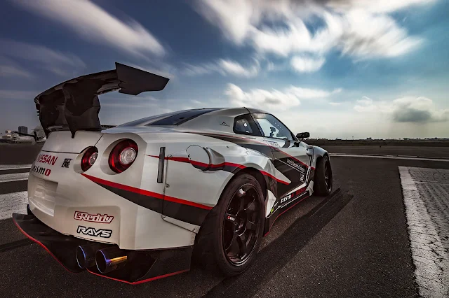 Nissan GT-R NISMO Breaks the GUINNESS WORLD RECORDS title for fastest drift