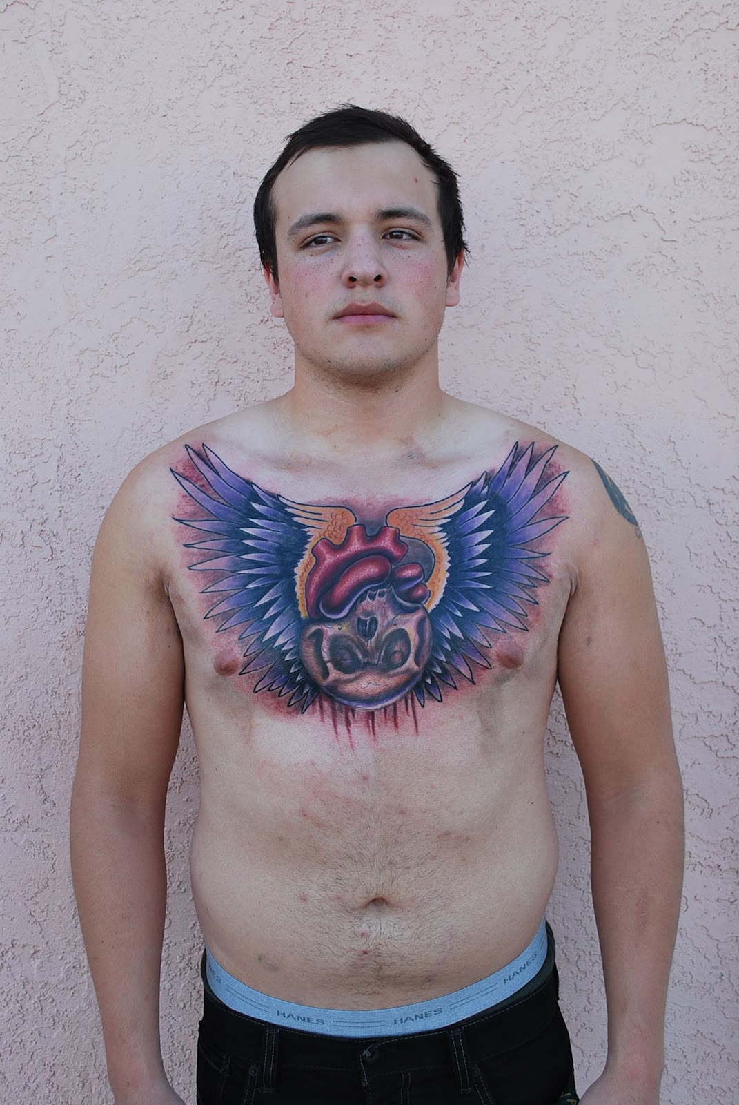 https://blogger.googleusercontent.com/img/b/R29vZ2xl/AVvXsEi2bMOG0K4gbZBsMLeSgiA2vuxw760wePu05VYxfSb36yxMqJGStQXc1xAkKc2neENYLOwX7xWwEuzwWdBODM3JLKAvwo9wcCl_7Auhxfmd1e6FoDqXX2xenR4hwftCqMAMnZ570f8dLfic/s1600/Frontview+Freehand+Skull+Anatomical+Heart+and+Wings+Chest+Tattoo.jpg