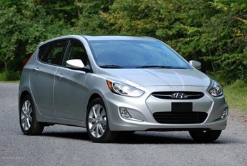 2012-Hyundai-Accent-GLS-hatchback