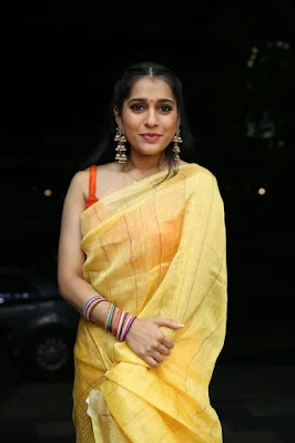 Rashmi Gautam Stills At Lenin House First Anniversary