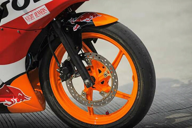 Modifikasi CBR 150 Repsol Pakai Fairing Buta/ Fairing Balap