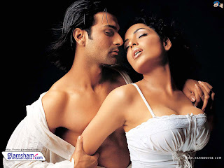 Indian actresses Romance with Boyfriends image