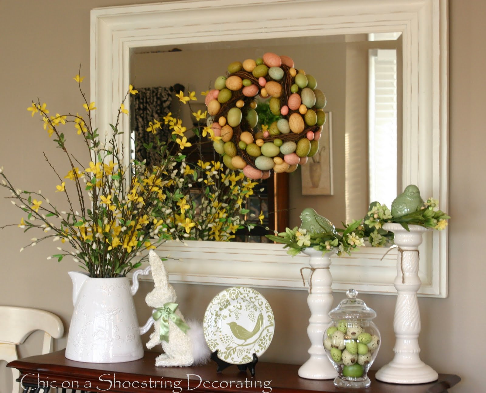 Easter Decorating Table Ideas Photograph | The coffee table