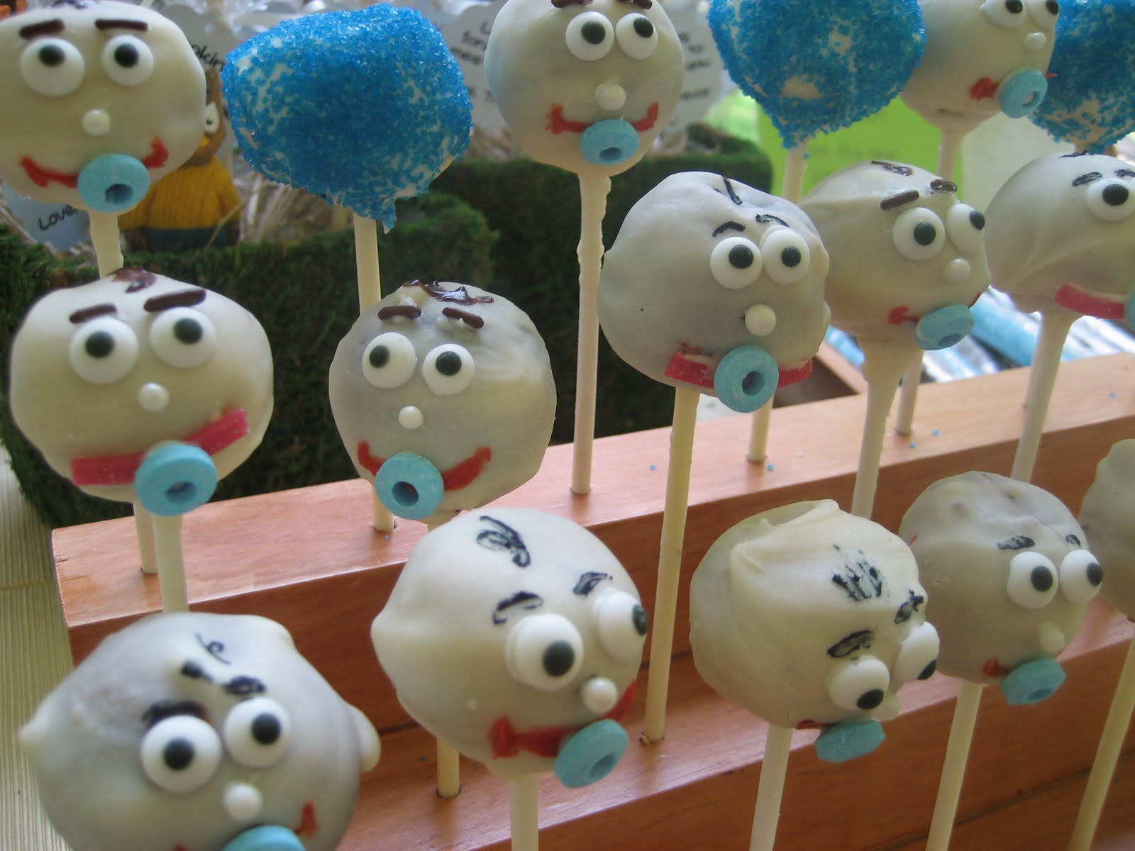 cake pops for baby shower recipe Here is a sneak peek of how they turned out. Stay tuned for multiple 