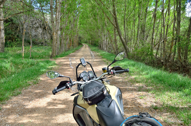 BMW F800 GS Adventure. Trail Forever. Albarracín y Molina de Aragon.