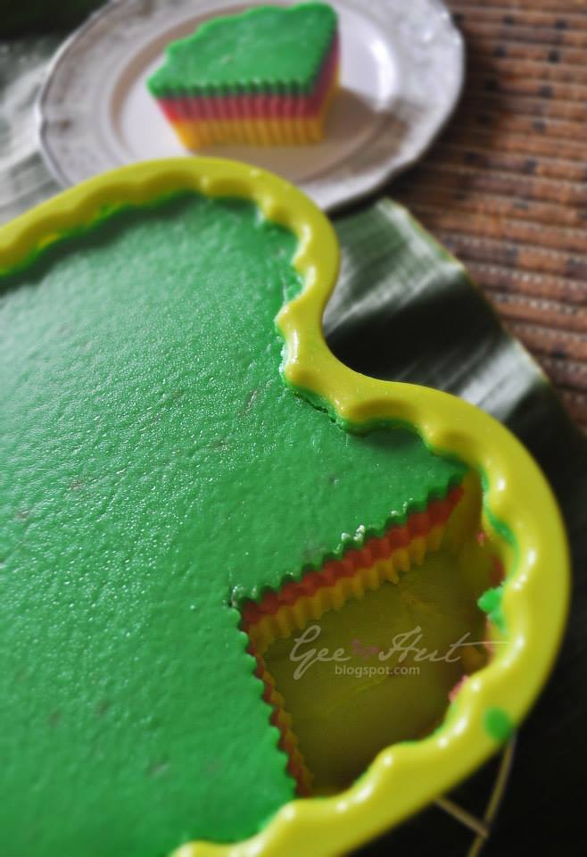 GeeHut: Kuih lapis 'traffic light'