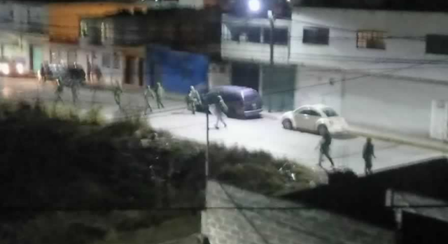 Militares se enfrentan vs Huachicoleros