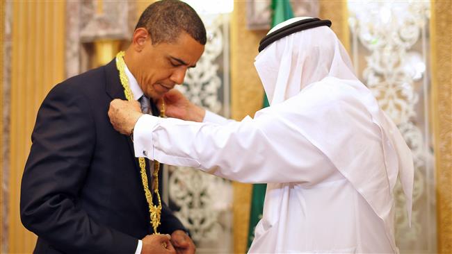 President Obama & His Family Received More Than $1.3 Million From The Former King of Saudi Arabia.