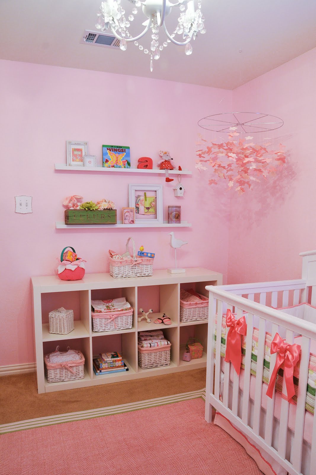 Preppy Chic Baby Nursery ~ Wallpaper Face Painting Ideas