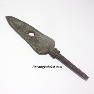 pusaka tombak combong kuno, khasiat keris combong, keris combong luk 3, cara menggunakan keris combong mini, keris combong pelet, keris kecil tulisan arab, keris combong klewer, keris luk 3 kecil, keris combong luk 7,