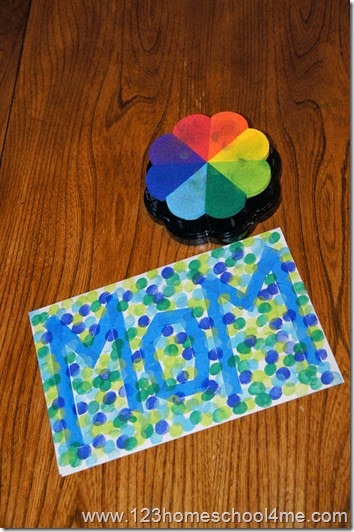 Beautiful Mother's Day Card kids make with their own fingers