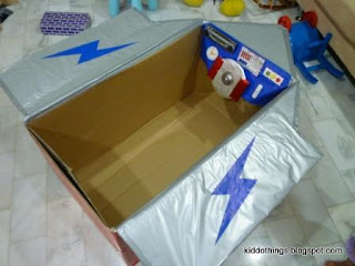 Kiddothings: Building a rocket ship